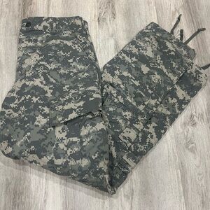 Men's US Army Combat Uniform ACU Digital Camouflage Cargo Pants Small Tall